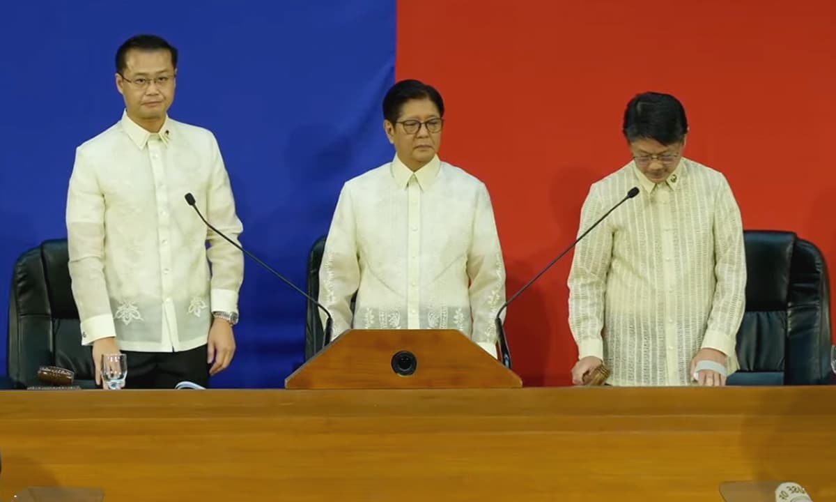 Marcos vows partial ops of North-South Commuter Railway, MRT-7 by 2027