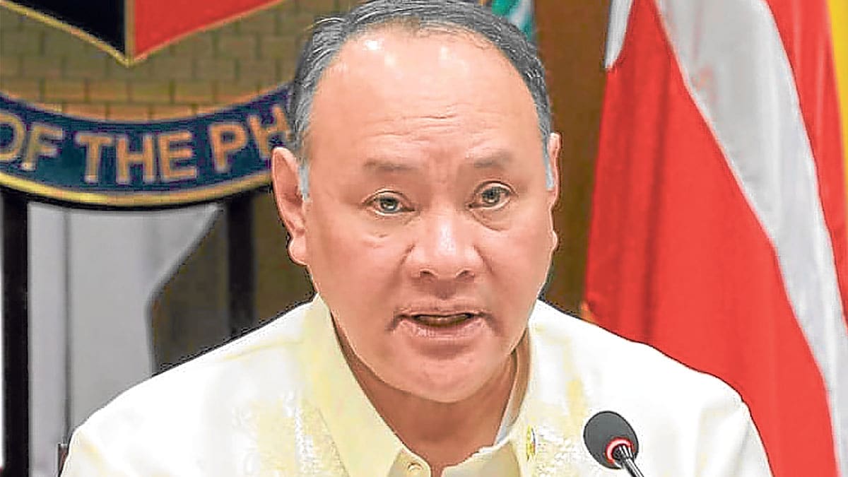 Marcos orders AFP to hold the line in WPS