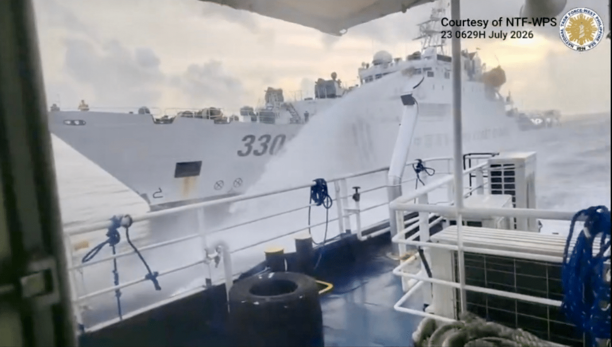 China Coast Guard fires water cannon at PH vessel during Panatag mission